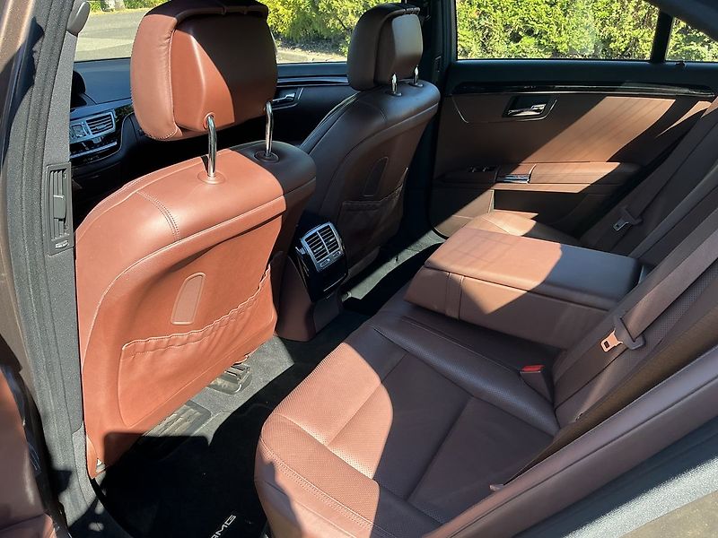 Mercedes-Benz Třídy S 350 d AMG 4MATIC - fotka 23 z 25