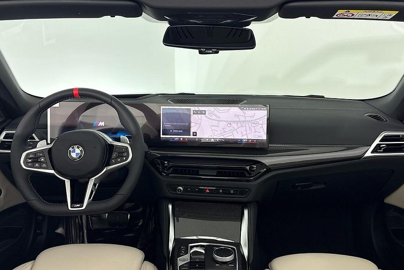 BMW Řada 4 M440i xDrive Convertible - fotka 14 z 24