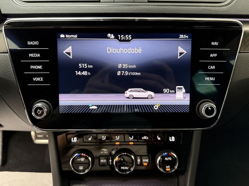 Škoda Superb 2.0 TSI 140kW SportLine Combi - fotka 7 z 14