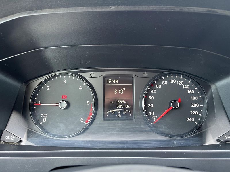 Volkswagen Transporter (2018) T6 2.0 TDi 75kW, Tažné, ČR, DP - fotka 11 z 19