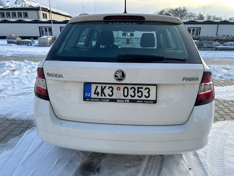 Škoda Fabia (2017) 1.0 Mpi 55 KW - fotka 9 z 21