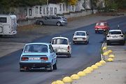 Historie na silnici! Fanoušci starých vozů zaplnili centrum Adamova. Na tradiční Doklikované.