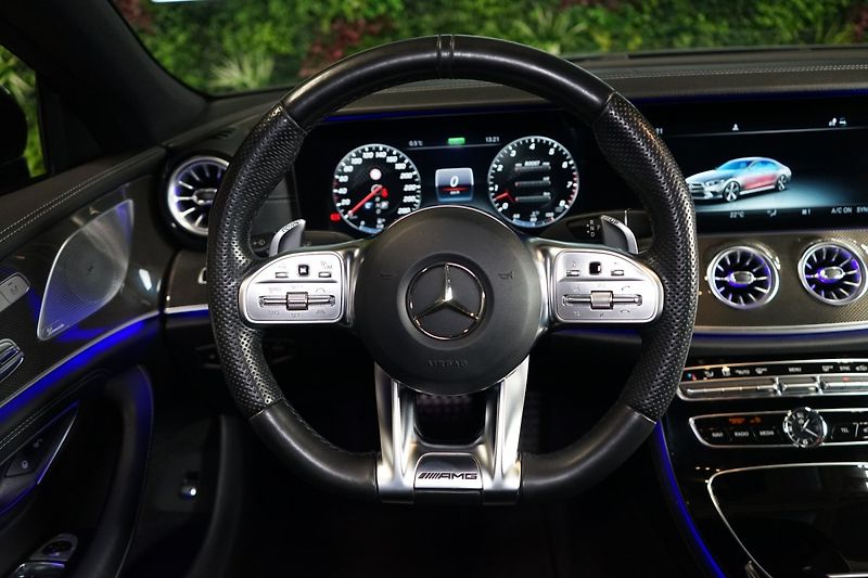 Mercedes-Benz CLS (2019) MANUFAKTUR*HUD*VZDUCH*360 - fotka 22 z 38