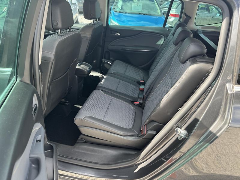 Opel Zafira (2012) TOURER 1.4T,7MÍST,2SADY KOL - fotka 22 z 40