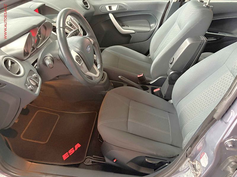 Ford Fiesta (2012) 1.25i, Výhř.sed. - fotka 9 z 15