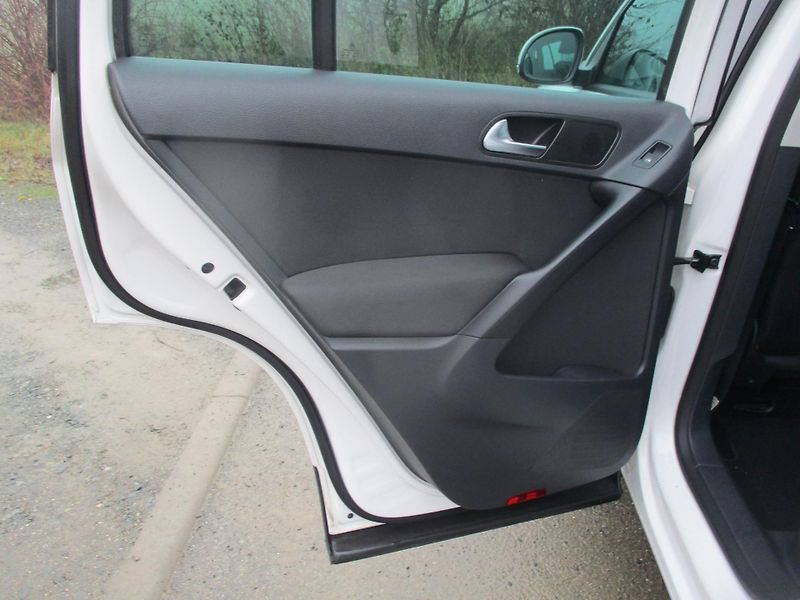 Volkswagen Tiguan 1.4TSi*BMT*ROZVODY*BEZ KOROZE - fotka 36 z 44