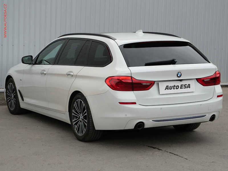BMW Řada 5 (2017) 2.0 d xD, Sport Line, AT - fotka 6 z 23