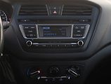 Hyundai i20 (2016) 1.4, Automat, Serv.kniha - náhled 12