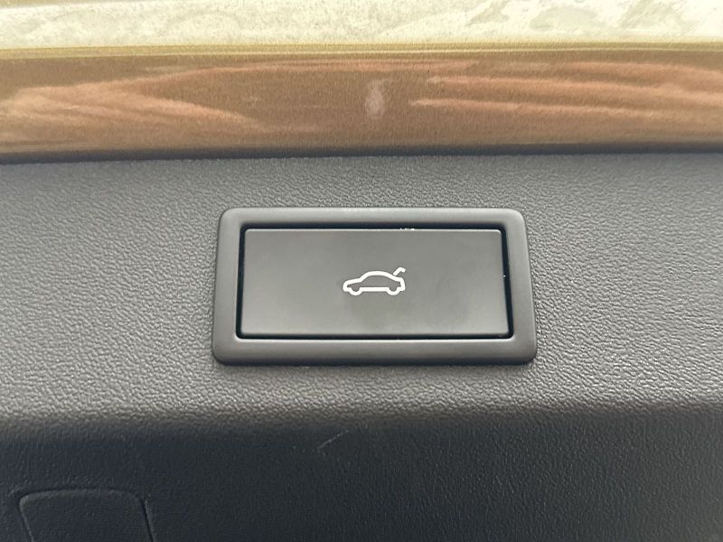 Škoda Kodiaq (2024) 2.0 TDI 4x4 DSG Exclusive Sele - fotka 29 z 36