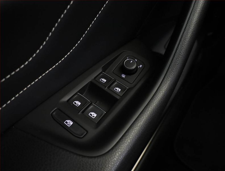 Volkswagen Passat (2019) Comfortline 1.5 TSI, Automat - fotka 15 z 17