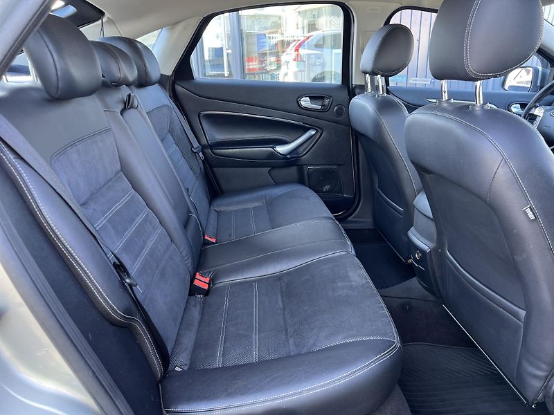 Ford Mondeo 2.0TDCi ALU KLIMA PŮVOD ČR - fotka 25 z 34