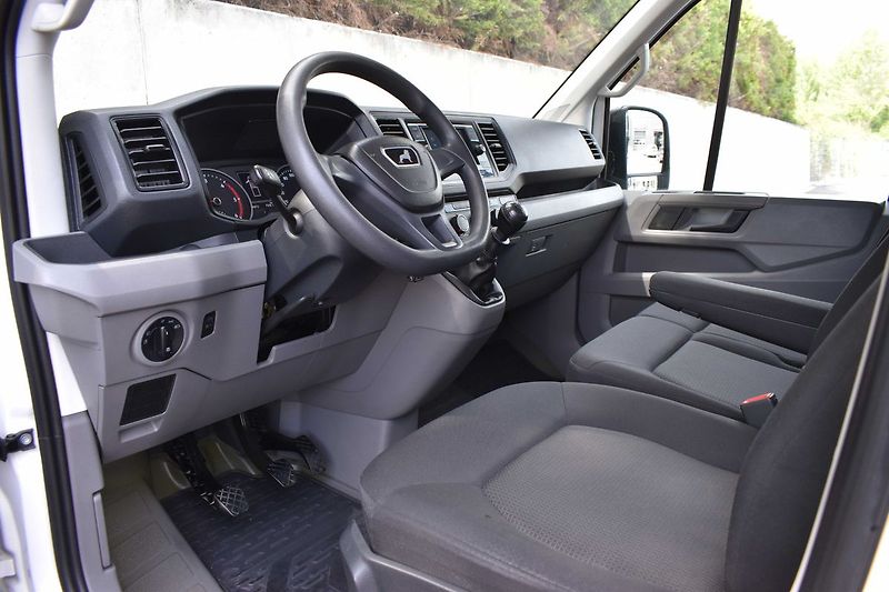 Volkswagen Crafter 2.0TDI 7.MÍST*DPH*DOUBLECAB* - fotka 10 z 28