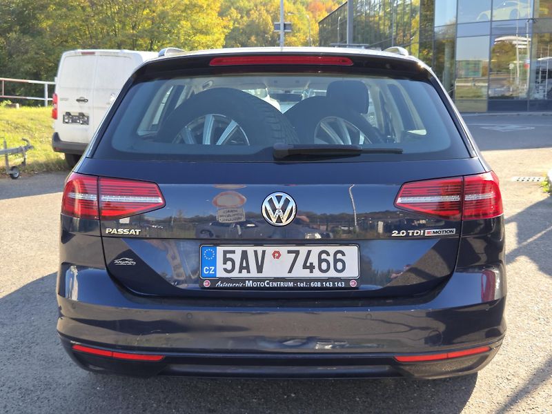 Volkswagen Passat Variant (2016) 2,0TDi 4x4 i na splátky VŠEM - fotka 5 z 11