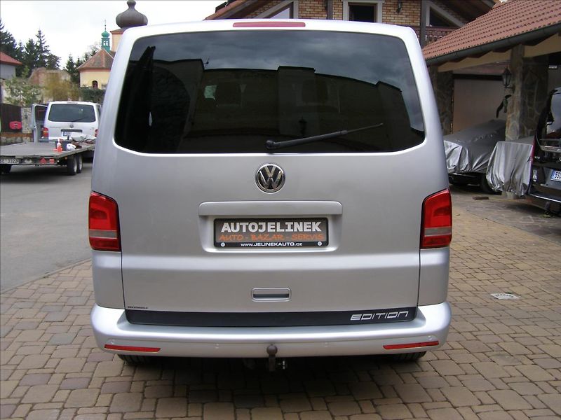 Volkswagen Caravelle 2,0   LONG  DSG po servisu 103 - fotka 4 z 38