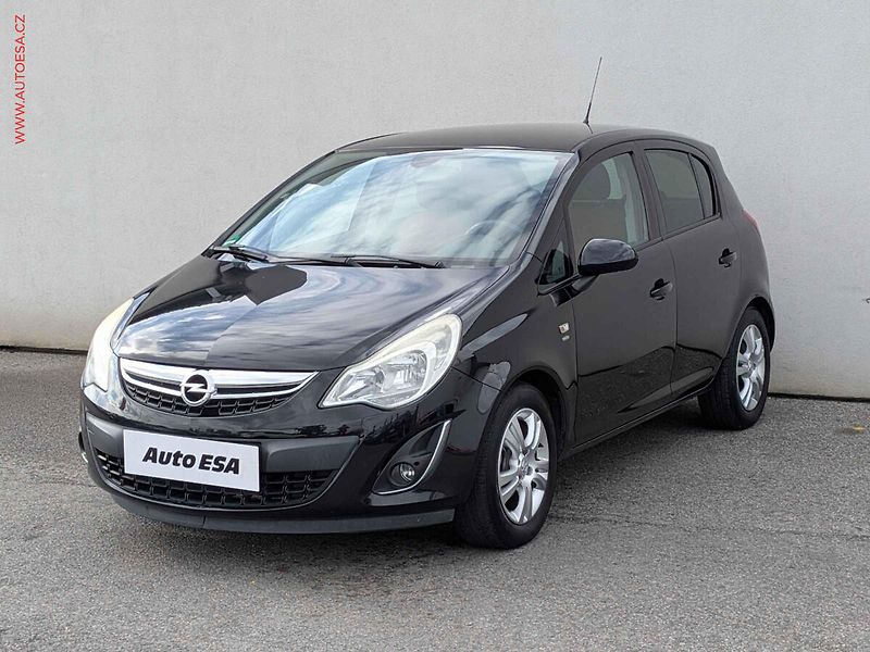 Opel Corsa (2011) 1.4i, AC, park.čidla - fotka 3 z 17