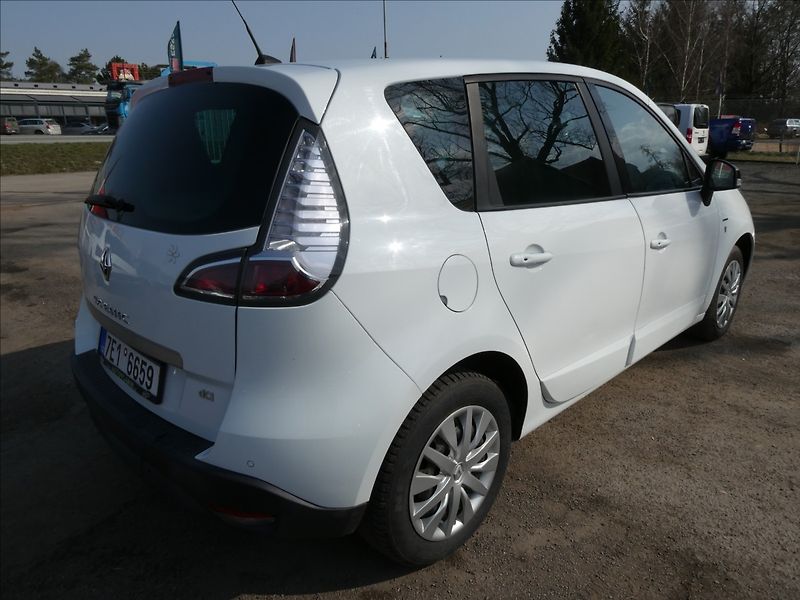 Renault Scénic 1,5 dCi 81kW Limited,AUTOMAT,n - fotka 9 z 44
