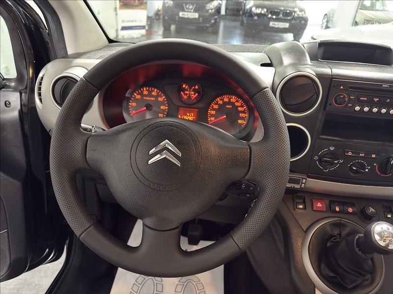 Citroën Berlingo 1,6   i MULTISPACE WEBASTO - fotka 8 z 29