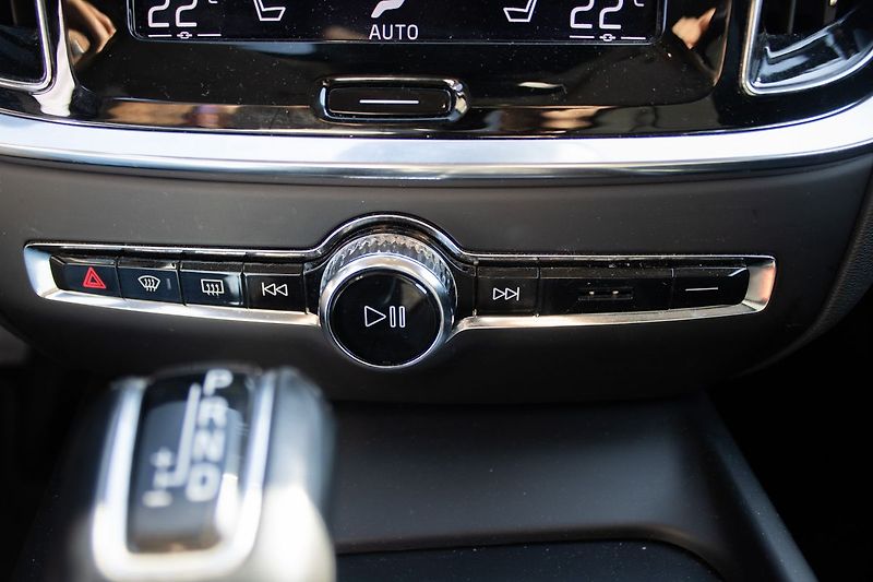 Volvo V60 Nové rozvody, servisovano - fotka 21 z 37