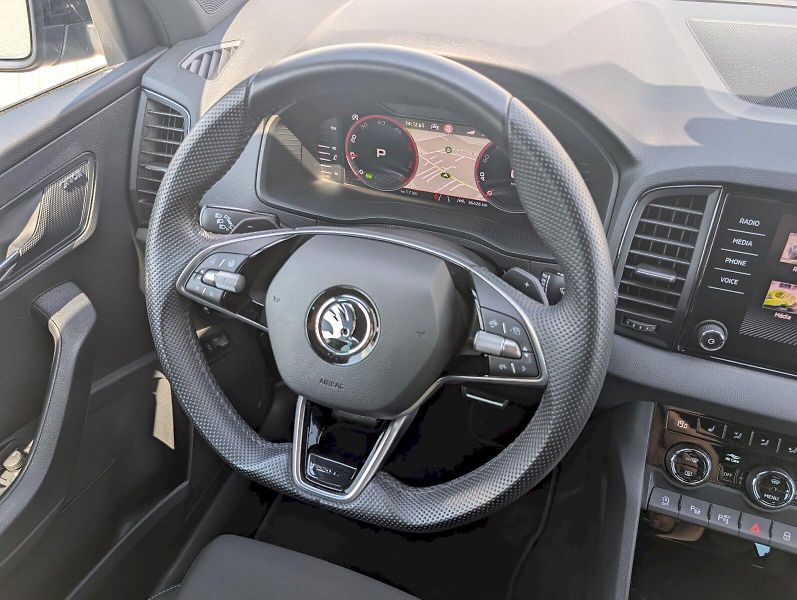 Škoda Karoq (2024) 2,0 TDI / 110 kW DSG 4x4 Sport - fotka 16 z 30
