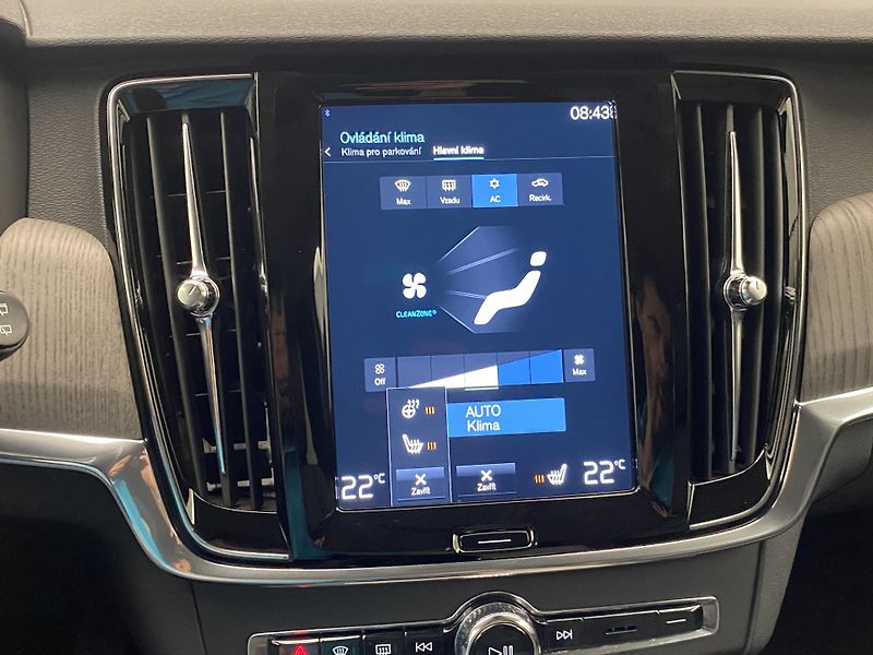 Volvo V90 CC B4 AWD MOMENTUM REZERVACE - fotka 39 z 53