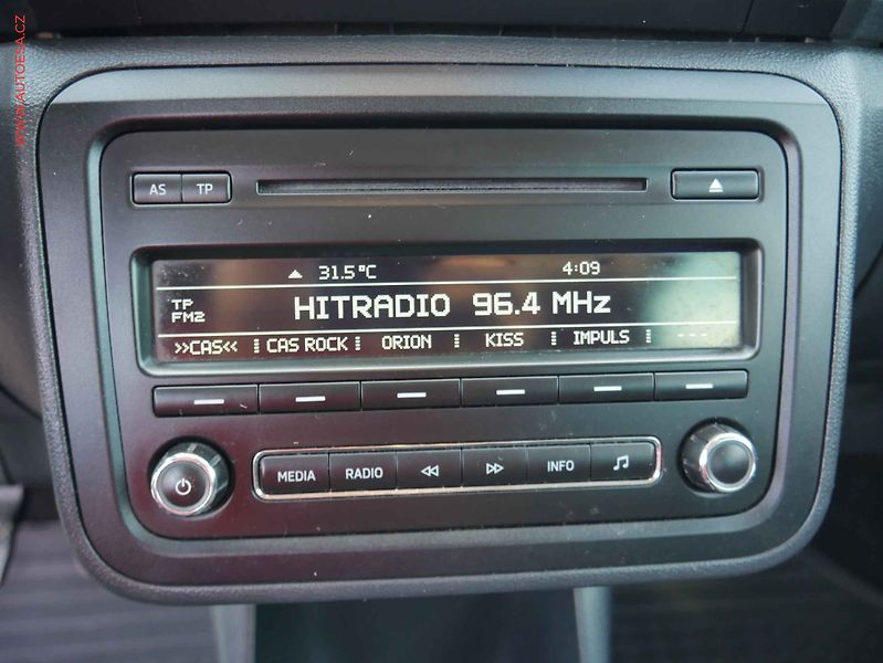 Škoda Fabia (2013) 1.2TSi, ČR, AC - fotka 11 z 14