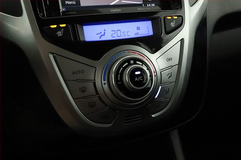 Hyundai ix20 (2014) 1.6 CVVT, Automat, Serv.kniha - fotka 14 z 16