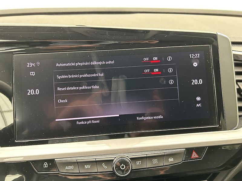 Opel Grandland 1.5 CDTi GS - fotka 25 z 30
