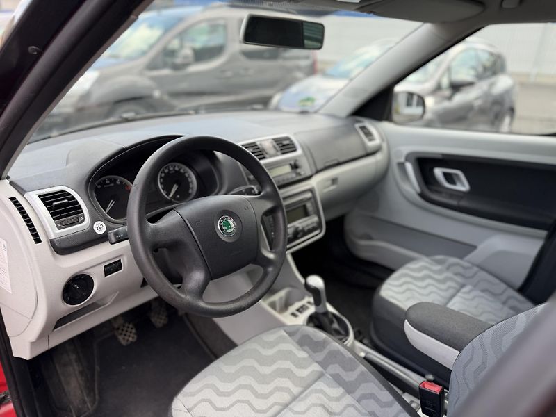 Škoda Roomster 1.6 mpi, SERVIS ŠKODA - fotka 5 z 18