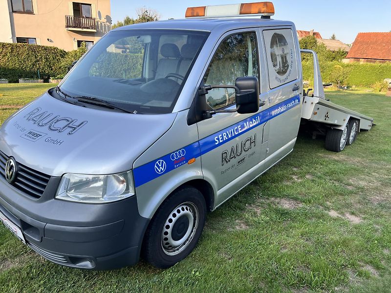 Volkswagen Transporter 1.9TDI 77KW,6MÍST,1MAJ,127TKM - fotka 40 z 45