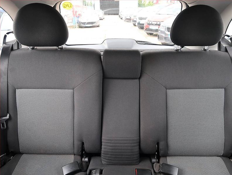 Opel Meriva (2009) 1.6, LPG, po STK, rezervace - fotka 10 z 20