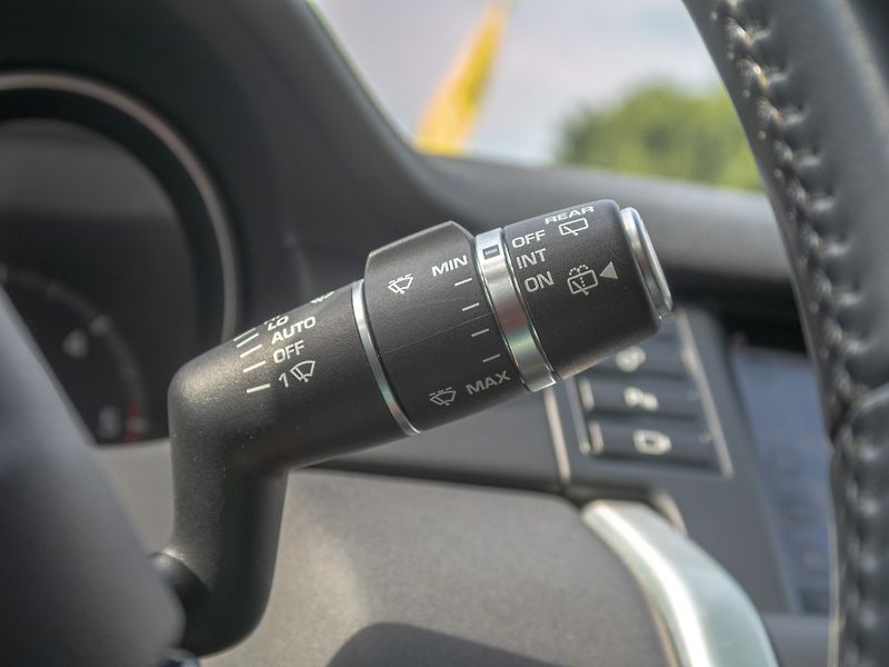 Land Rover Discovery Sport (2018) 2.0D 132KW 4x4 mat – BARVA! - fotka 21 z 53