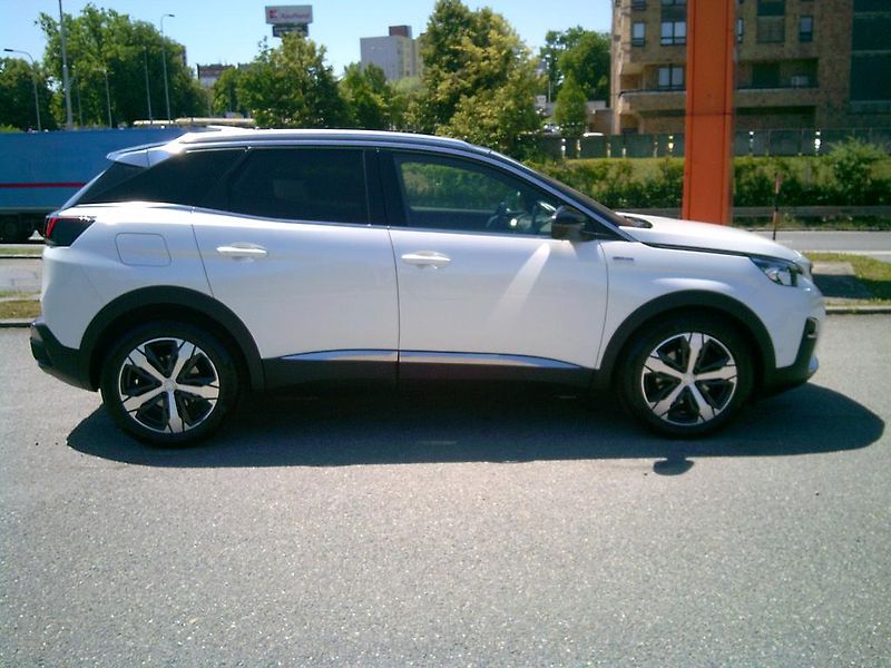Peugeot 3008 (2018) 2.0 HDi  GT-LINE - fotka 5 z 20