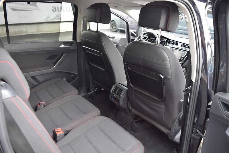 Volkswagen Touran (2017) 2.0TDI 110kw 7MÍST TAŽNÉ NAVI - fotka 42 z 50