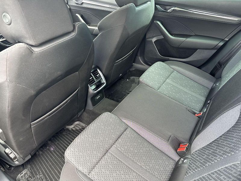 Škoda Octavia (2023) Combi 1.5 TSI Style - fotka 8 z 29