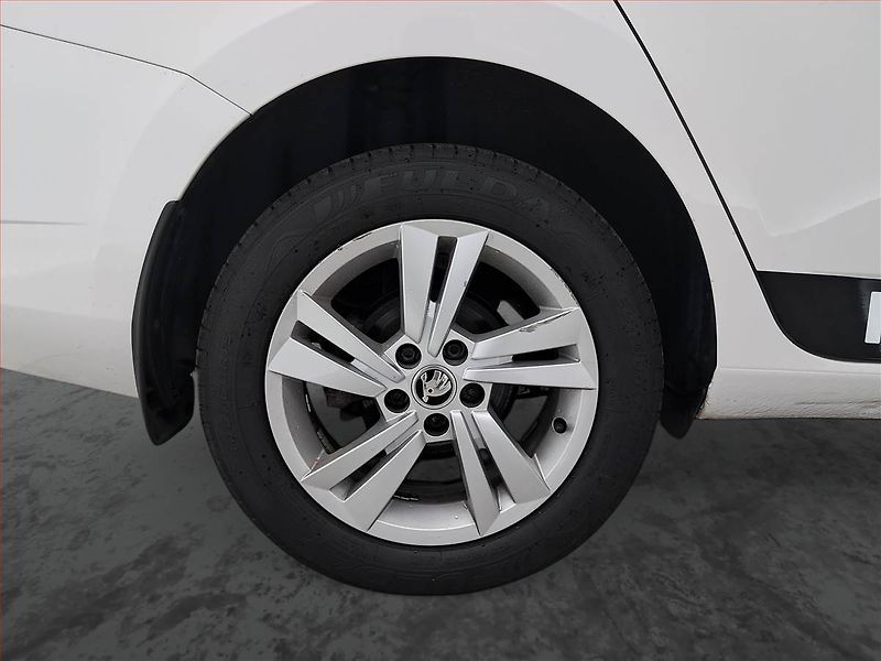 Škoda Fabia (2019) Style 1.0 TSI, Tempomat - fotka 14 z 20
