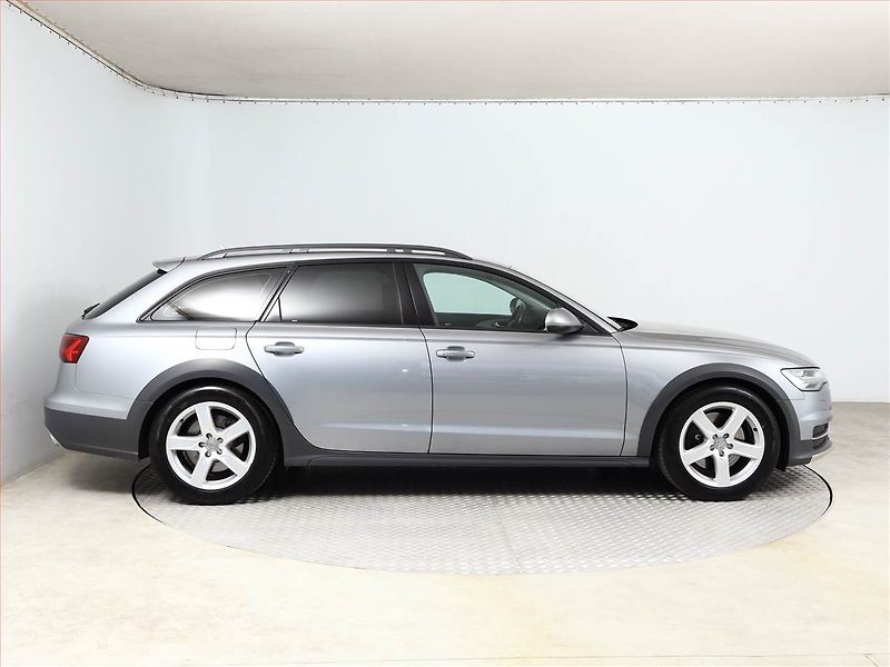 Audi A6 Allroad (2016) 3.0 TDI, 4X4, Automat - fotka 6 z 21