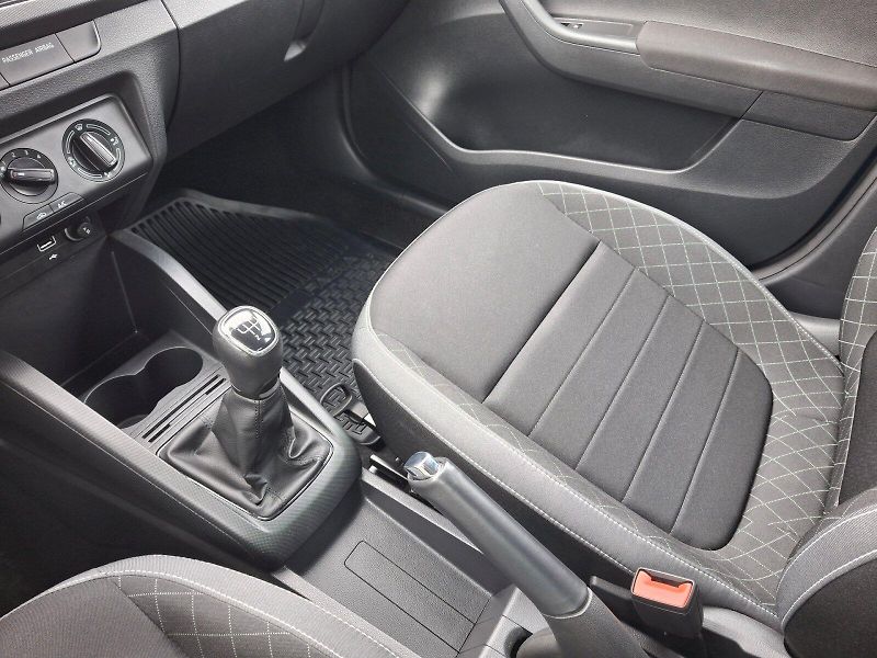 Škoda Fabia (2022) Combi Ambition 1,0TSi 70kW - fotka 21 z 27