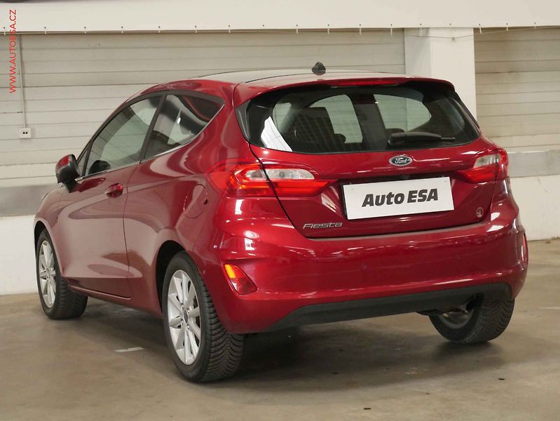 Ford Fiesta (2017) 1.0 EB, Titanium, kamera - fotka 4 z 18