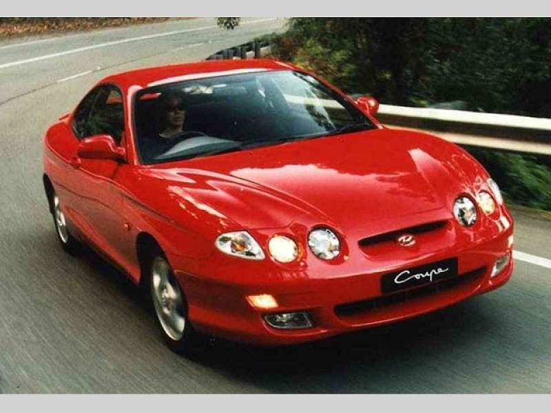 Facelift z roku 2006 ale dokázal pohřbít i tu poslední špetku „saabovosti“, kterou model 9-5 měl. Smutné, že tak nějak předznamenal úpadek celé automobilky.