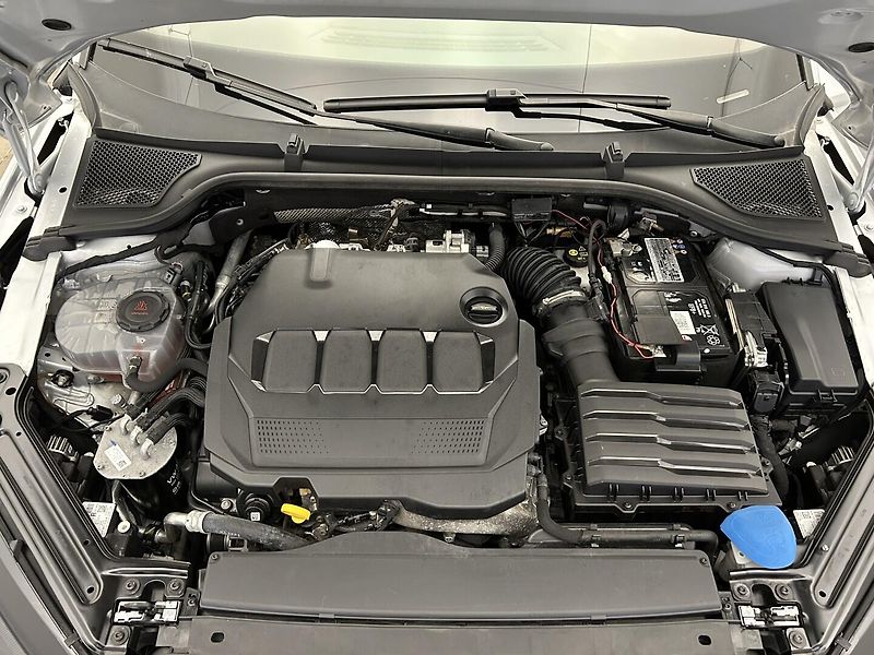 Škoda Octavia 2.0 TDI Style - fotka 25 z 27