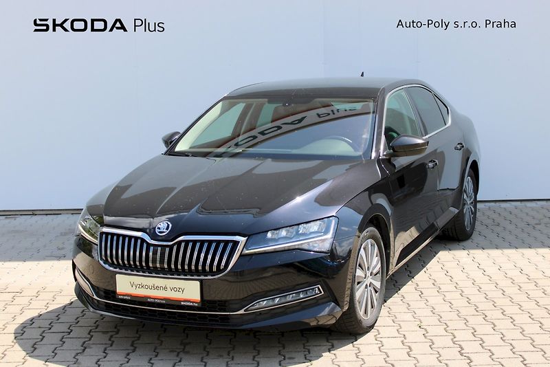 Škoda Superb (2023) 2.0 TDI 110 kW Style - fotka 1 z 25