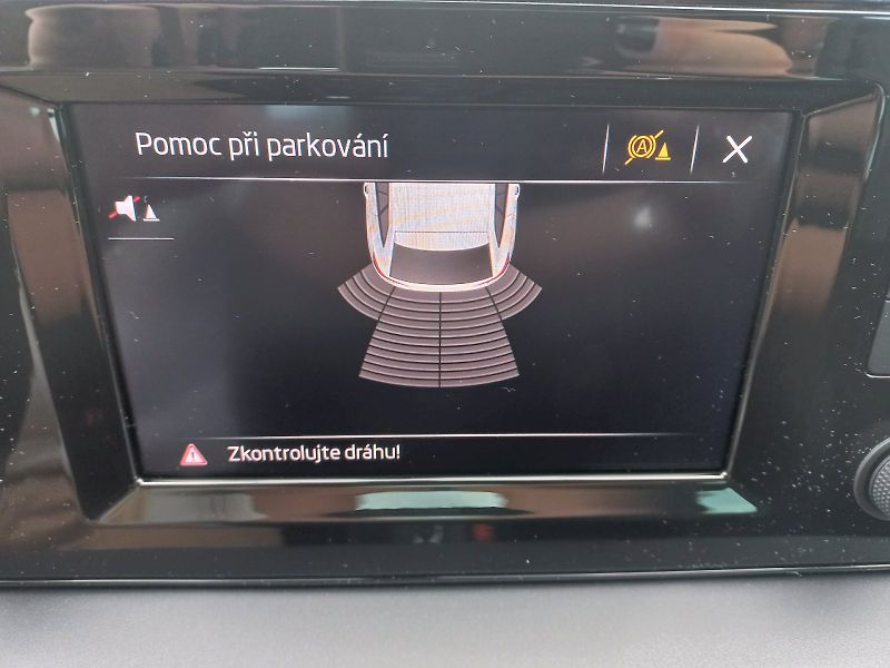 Škoda Scala (2023) Ambition PLUS 1,0 TSI 81 kW DS - fotka 21 z 22