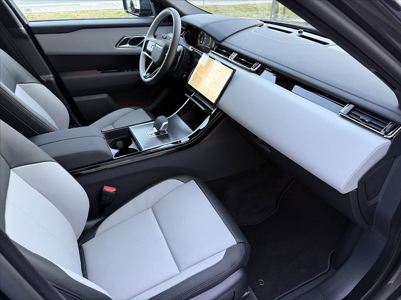 Land Rover Range Rover Velar (2026) 3,0 DYNAMIC SE D300 - fotka 24 z 31
