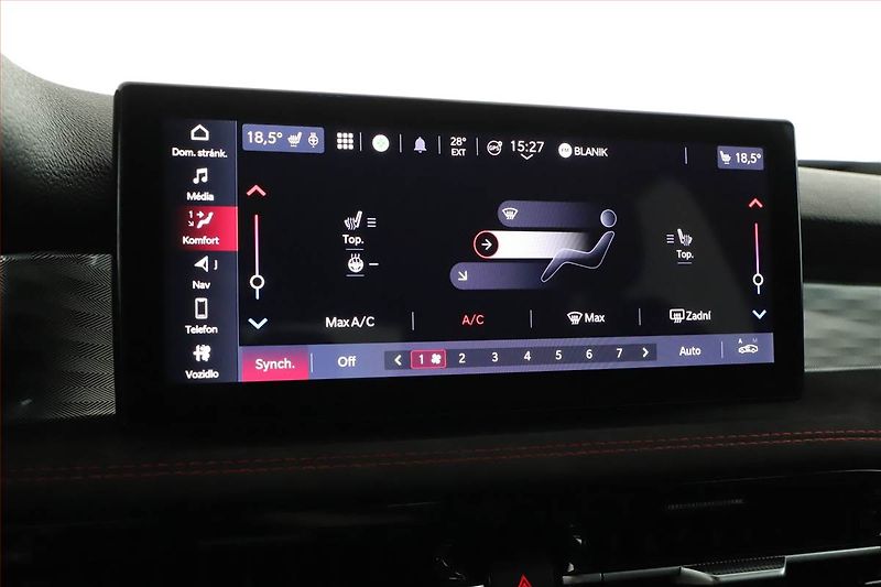 Alfa Romeo Tonale (2023) 1.3T Ibrida PHEV Q4 - fotka 15 z 21