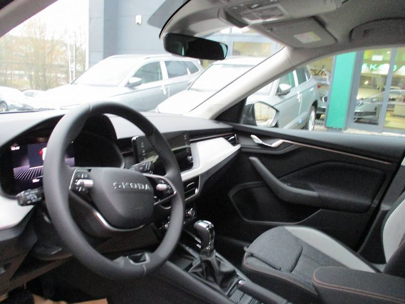 Škoda Kamiq Top Selection 1,0TSI 85kW DSG/ - fotka 10 z 14