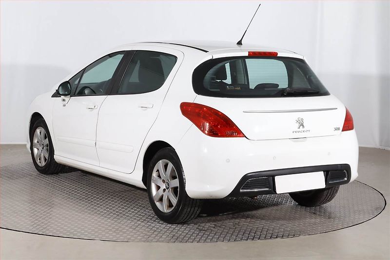Peugeot 308 (2013) 1.6 VTi, Serv.kniha, Tempomat - fotka 4 z 20