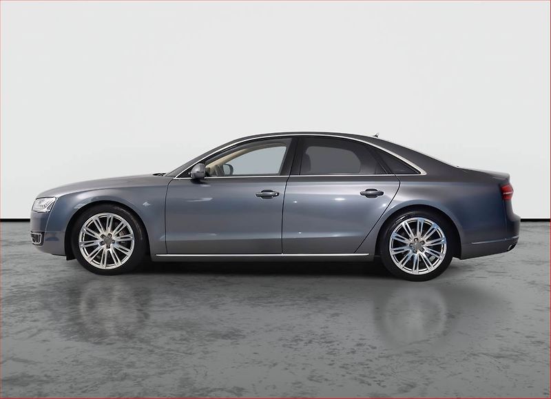 Audi A8 (2014) S-Line 3.0 TDI, 4X4, Automat - fotka 3 z 26
