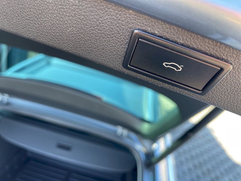 Škoda Superb (2018) L&K 2.0 TDI 140kW DSG 4x4 Comb - fotka 32 z 35