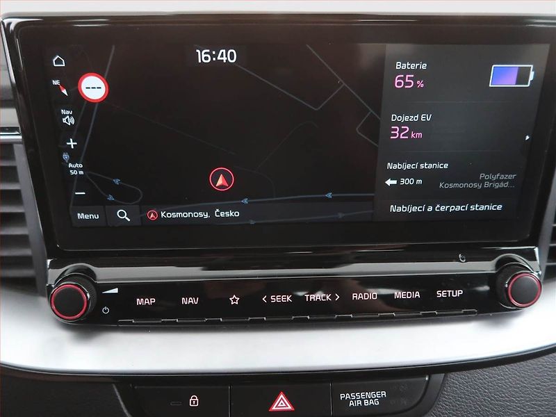 Kia XCeed (2022) Plug-in-Hybrid - fotka 19 z 22