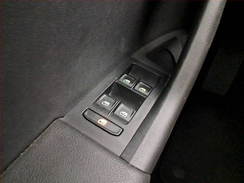 Škoda Octavia (2016) 1.4 TSI, Automat, Serv.kniha - fotka 18 z 18